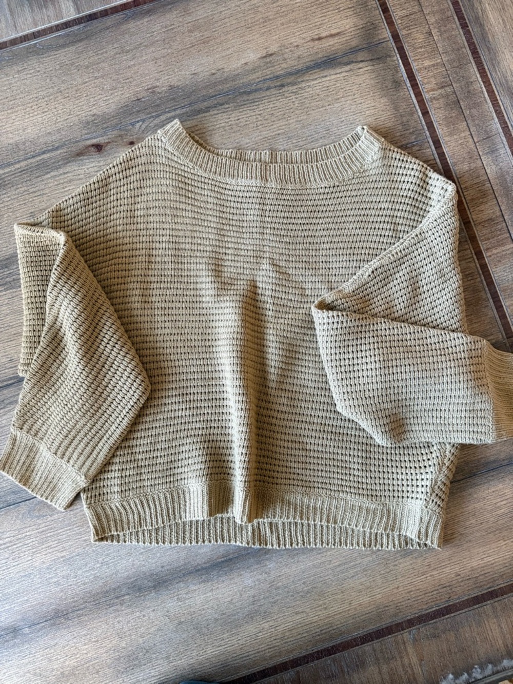 Lightweight Scoop-Neck Waffle Sweater in Tan